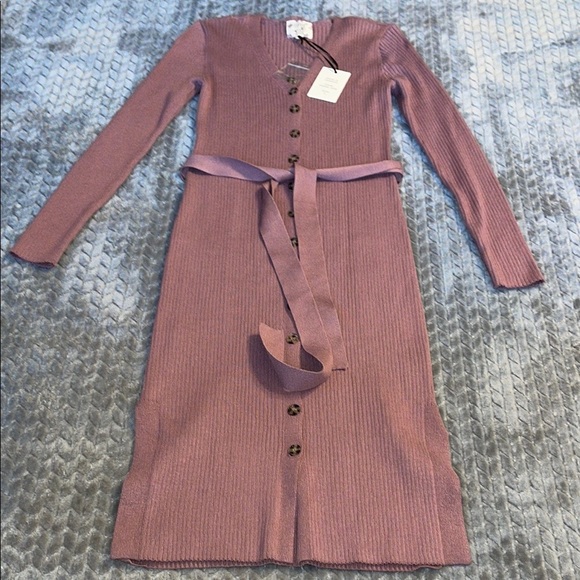 NWT Hippie Rose Button Down Ribbed Sweater/Dress w Tie Belt. Size M. Winter Plum - Picture 1 of 11